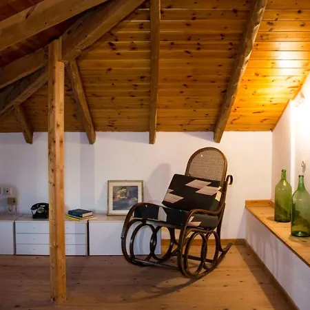 Wisteria House Tatil Evi