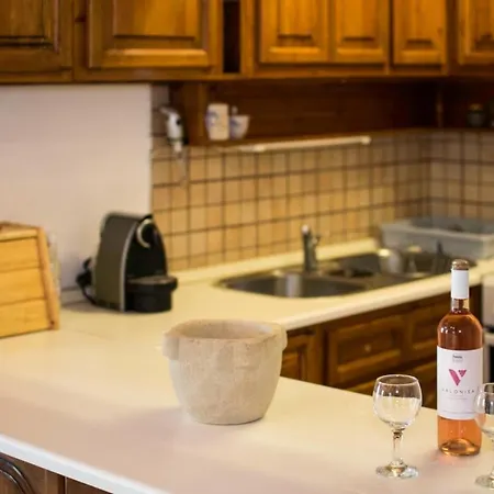 Wisteria House * 莱夫基米